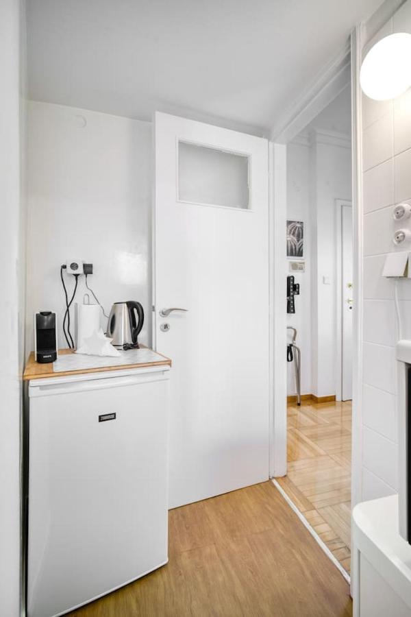 אתונה The Cactus Apartment With Large Sunny Balcony מראה חיצוני תמונה
